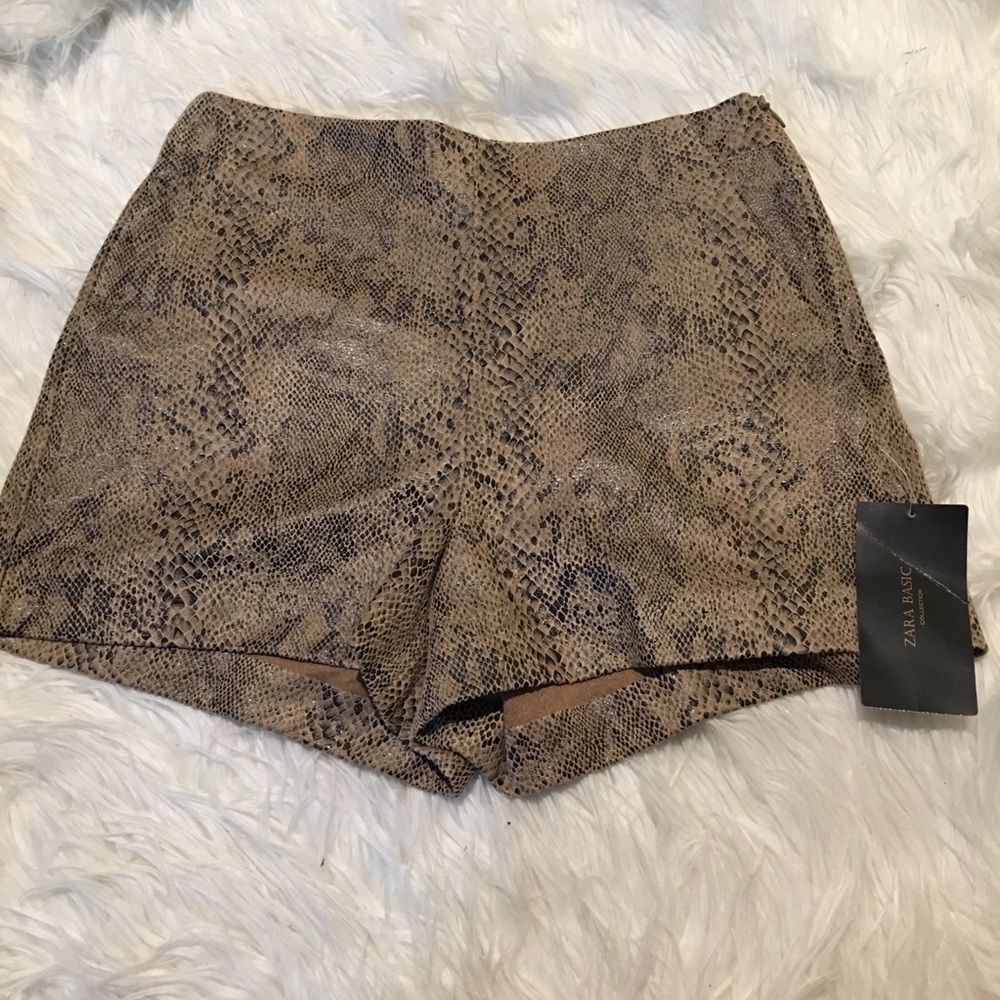 Zara snakeskin Print High wasted Shorts